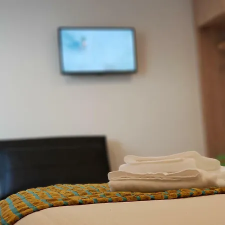 Apartmán A Francos Metro *
