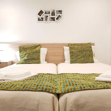 A Francos Metro Apartmán